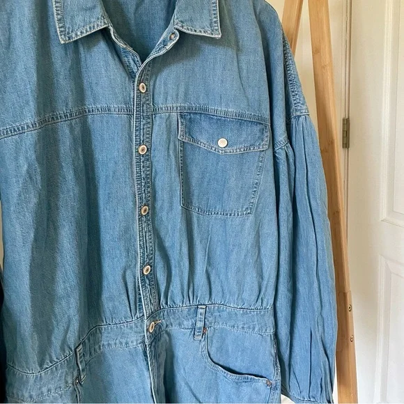 NWT Free People We The Free Zodiac Denim Chambray Romper in Moon Blue - L - Picture 6 of 8